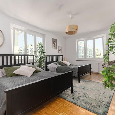 King Bed Home, 3 Bed Rooms, Perfect For Long Term Stay Viena Exterior foto